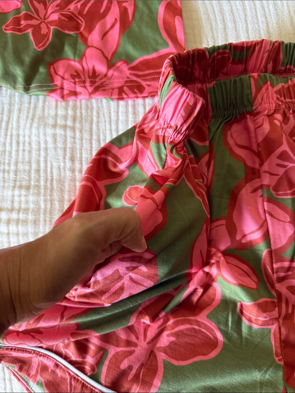 NWOT! Lexbreezy women’s Pua Melia Berry Pink Pajama Shorts Set - Picture 5 of 6